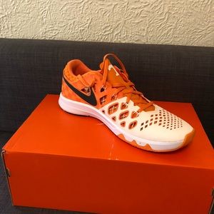 Nike Train Speed Tennessee Volunteers Size 11.5
